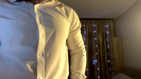 muscularjuggler online show from 03.11.26