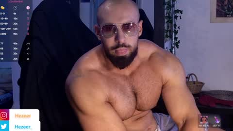 Snapshot of musculusx chatting on 07.16.26 Musculus online show from 07.16.26