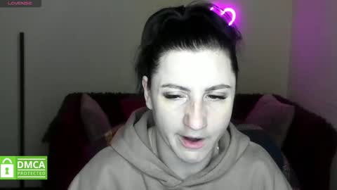 Jenya online show from 11.12.25