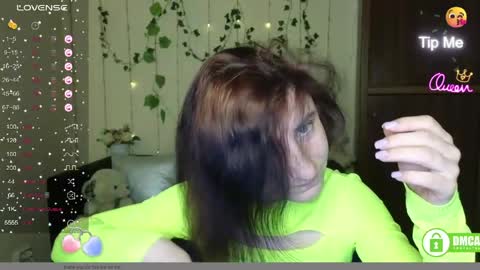 Snapshot of muse_kitty_jenia chatting on 04.24.26 Jenya online show from 04.24.26