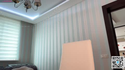 Snapshot of museleks chatting on 12.10.24 Aleksa online show from 12.10.24