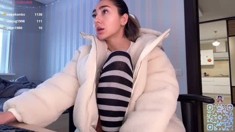 Snapshot of museleks chatting on 12.23.24 Aleksa online show from 12.23.24