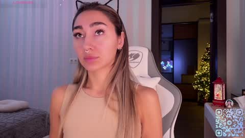 Snapshot of museleks chatting on 01.06.25 Aleksa online show from 01.06.25