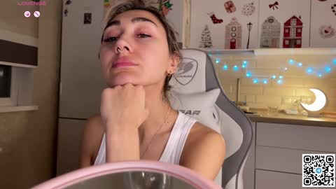 Snapshot of museleks chatting on 02.02.25 Aleksa online show from 02.02.25