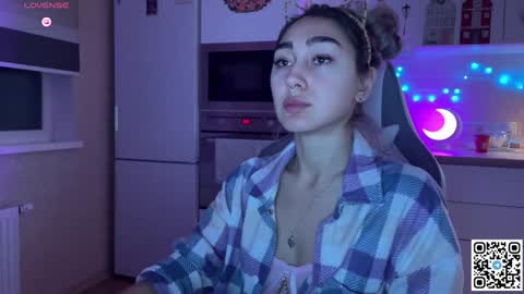 Snapshot of museleks chatting on 02.03.25 Aleksa online show from 02.03.25