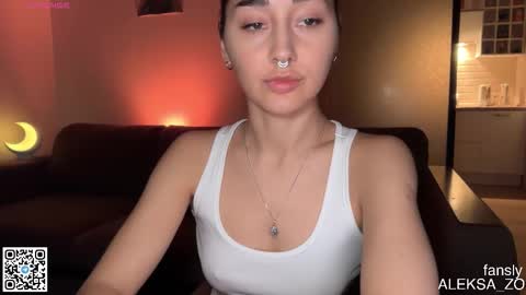 Snapshot of museleks chatting on 09.22.25 Aleksa online show from 09.22.25