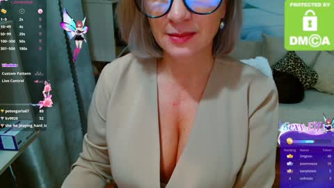 Snapshot of music_fairy chatting on 12.27.24 Lana online show from 12.27.24