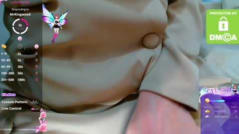 Snapshot of music_fairy chatting on 01.04.25 Lana online show from 01.04.25