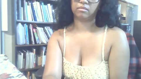 Snapshot of mustang8380 chatting on 06.05.26 browncandy online show from 06.05.26
