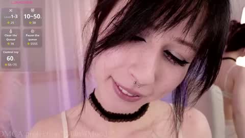 Snapshot of mutedmood_ chatting on 05.17.26 mutedmood_ online show from 05.17.26