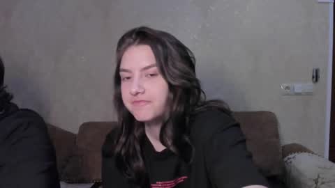 Snapshot of muuur_love chatting on 02.16.26 cute couple online show from 02.16.26