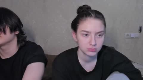 Snapshot of muuur_love chatting on 02.23.26 cute couple online show from 02.23.26