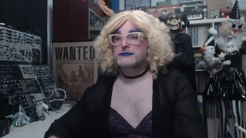 Muziknerd online show from 12.11.24