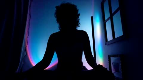 Snapshot of mx_anouk_divine chatting on 10.12.25 Mx. Anouk Divine online show from 10.12.25