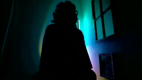 Snapshot of mx_anouk_divine chatting on 10.16.25 Mx. Anouk Divine online show from 10.16.25