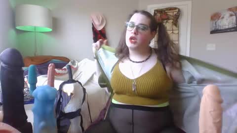 Snapshot of mxsissycharlotte chatting on 02.18.25 Mx Charlotte online show from 02.18.25