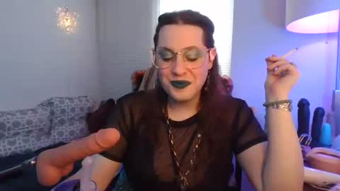 Snapshot of mxsissycharlotte chatting on 04.24.26 Mx Charlotte online show from 04.24.26