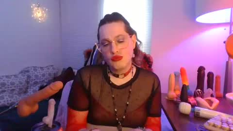 Snapshot of mxsissycharlotte chatting on 04.28.26 Mx Charlotte online show from 04.28.26