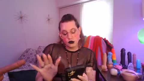 Snapshot of mxsissycharlotte chatting on 05.11.26 Mx Charlotte online show from 05.11.26