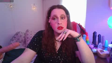 Snapshot of mxsissycharlotte chatting on 05.12.26 Mx Charlotte online show from 05.12.26