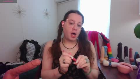Snapshot of mxsissycharlotte chatting on 05.13.26 Mx Charlotte online show from 05.13.26