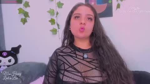 Snapshot of mxsshoney chatting on 04.19.26 Sara IG online show from 04.19.26