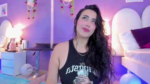 my_aleja_ online show from 10.04.25