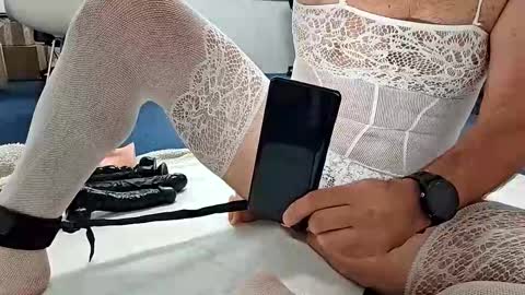 Snapshot of my_dirty_office chatting on 09.11.25 my_dirty_office online show from 09.11.25