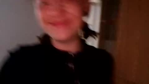     sara      i know you love me xoxox     online show from 10.22.25