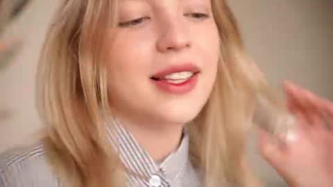 Snapshot of my_mia_ chatting on 06.18.26 MIA I will be here Monday Wednesday Thursday Saturday online show from 06.18.26