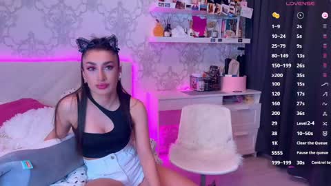 Naomi online show from 04.19.26