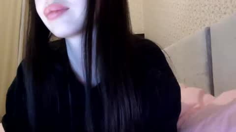 Snapshot of my_ninja_girl chatting on 12.13.24 JIN online show from 12.13.24