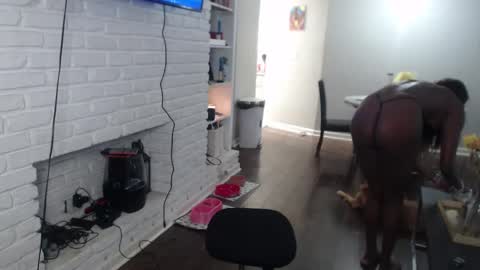 BaddMFUCKER online show from 09.17.25