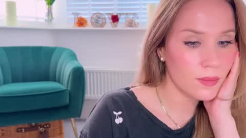 Mya-be Yours P online show from 02.03.25