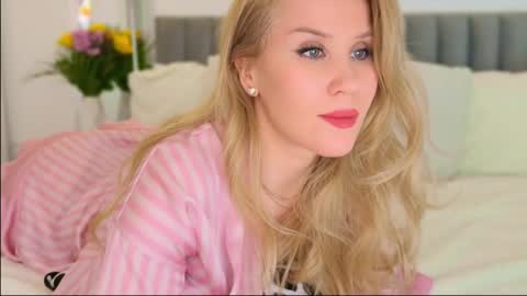 Mya-be Yours P online show from 02.16.25