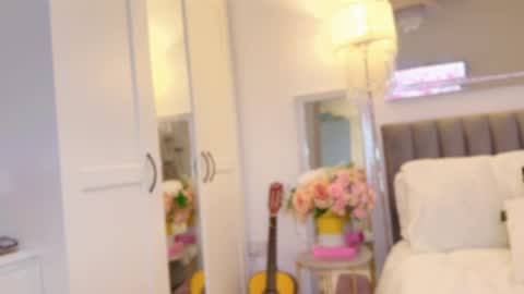 Mya-be Yours P online show from 03.09.25