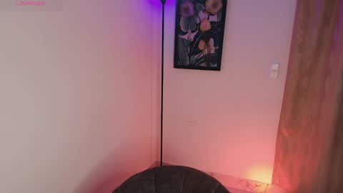 Snapshot of mycaliope chatting on 12.07.24 Caliope online show from 12.07.24