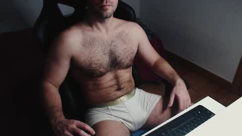 Snapshot of myhairymacho chatting on 03.05.25 Juan  OF  myhairymacho online show from 03.05.25