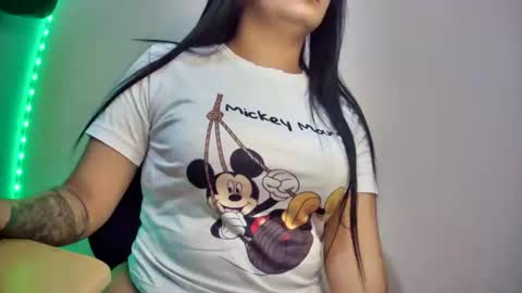 Snapshot of myhoney_hot chatting on 04.19.26 myhoney_hot online show from 04.19.26