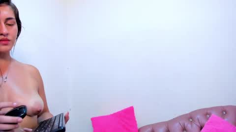 Snapshot of myinnocentwhore chatting on 12.05.24 LINDA AND EMILIO online show from 12.05.24