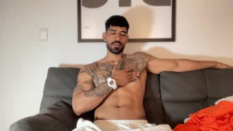 Myke esthetic online show from 12.15.24