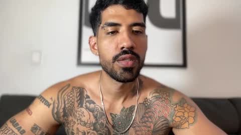 Myke esthetic online show from 01.04.25