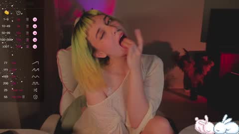 MylaFlores online show from 12.20.24