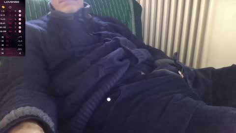 Bi sexy guy lovense hush is on private is open or password show tip if you like. online show from 12.27.24