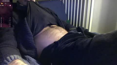 Bi sexy guy lovense hush is on private is open or password show tip if you like. online show from 12.29.24