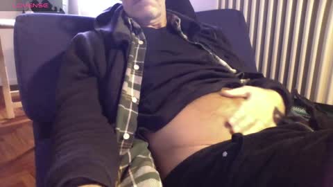 Bi sexy guy lovense hush is on private is open or password show tip if you like. online show from 02.20.26