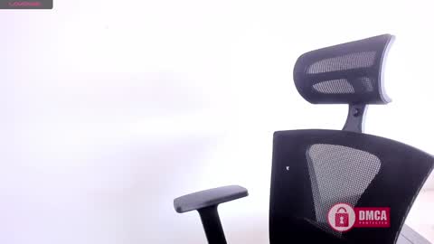 Bella online show from 01.10.25