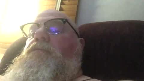 Snapshot of myqueen76myqueen76 chatting on 04.27.26 myqueen76myqueen76 online show from 04.27.26