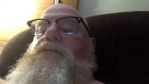 Snapshot of myqueen76myqueen76 chatting on 04.28.26 myqueen76myqueen76 online show from 04.28.26
