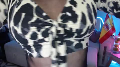 Myrna Sessions online show from 01.28.25